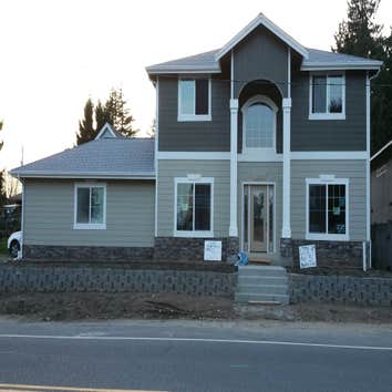 Q Design & Construction, LLC
