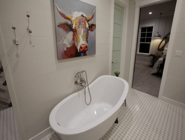 MODERN FARMHOUSE (2016 PARADE HOME)
