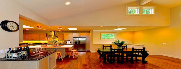 Custom Napa Mountain Home Plantation style farm house in the Napa Mountians