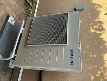 Samsung Quantum Heat Pump We installed this Samsung ductless mini-split system for a customer. The outdoor unit is a heat pump and can cool or heat. Th