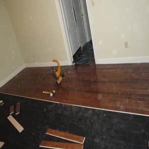 saddle wood floor prefinished, red oak 3 1/4 install over 1000 sqft.