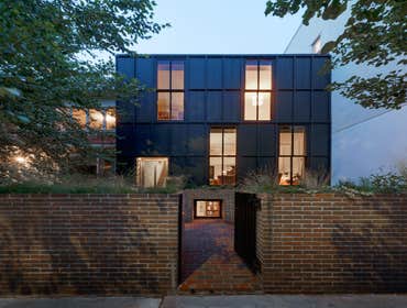Greenpoint, New York Townhouse