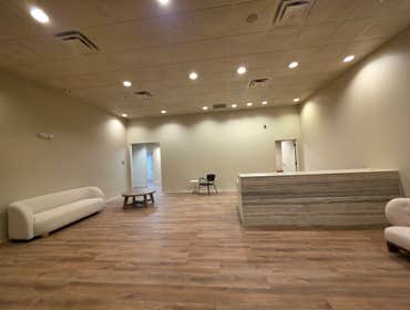Sev Laser / Ideal Image Easton Town Center One-week interior turnover of a 2,500 SF active aesthetics and laser treatment center for Ideal Image at Eas