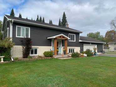 Photos by Erickson Builders #5 Diamond kote siding and eaves