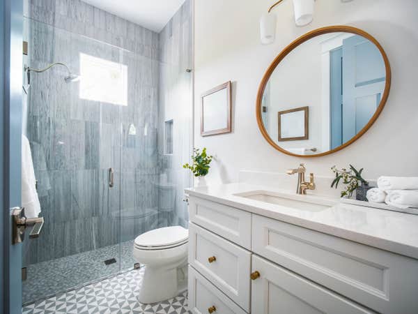 Pasadena Bathroom Remodel – Glass Shower & White Vanity