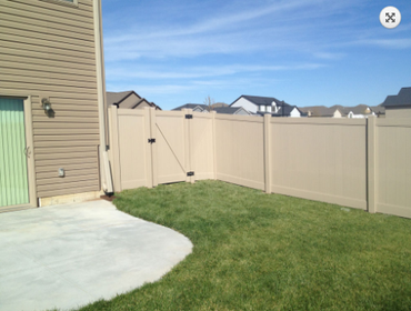 Vinyl Fencing
