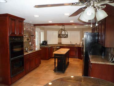 Renovations Plus/Black Coffee Cabinetry Custom cabinetry, kitchen remodels, bathroom remodels, offices/libraries, entertainment centers, wainscot, beam
