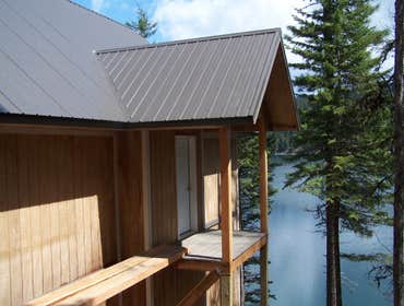 Lake Cabin