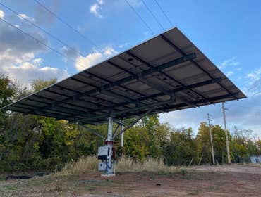 Photos by Lucent Energy Savannah Solar #1 At Lucent Energy Management, we’re on the cutting edge of the smart, energy-efficient home industry, so don’t