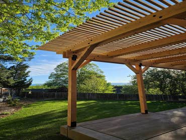 Wood pergola construction detail