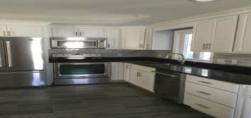 Paradis Remodeling and Building