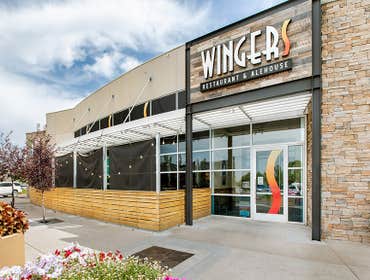 Wingers Restaurant Entrance Patio