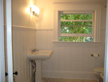 Pedastal Sink