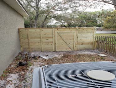 CUSTOM FENCE BUILD Custom privacy fence