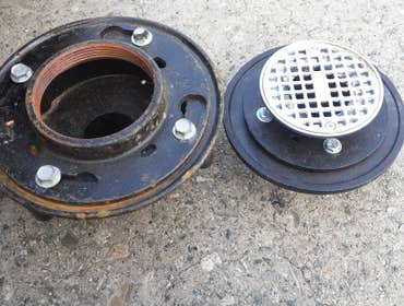 Cast iron drain top & bottom