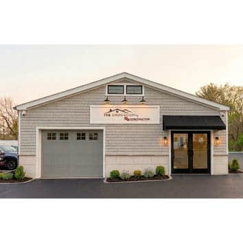 the Showroom by Dg Construction