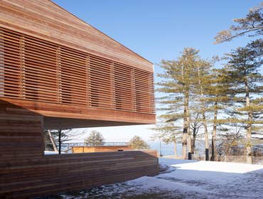DECKHOUSE