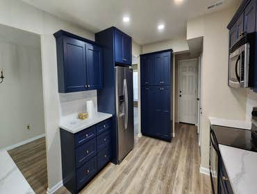 Kitchen remodeling in Lansdale Complete Kitchen Remodel in a Lansdale Townhouse
We recently undertook a full kitchen remodel. The kitchen was in a tow