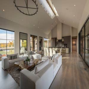 Gee Norman Montana Home