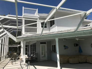 Spinnaker siding rear