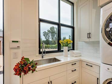 Napa-Style Modern Farmhouse