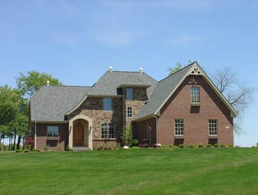 Gerald W. Matthews Contractor & Builder, Ltd. Project 1 Custom homes, additions, and commercial buildings.