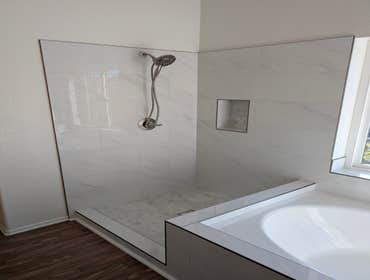 Bathtub Shower Porcelain Tile With Niche