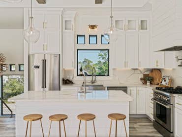 1972 Old Blue Mountain rd.