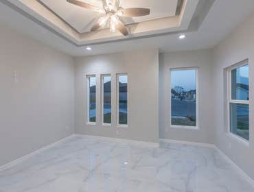 Photos by Ramiro Solis Construction #10