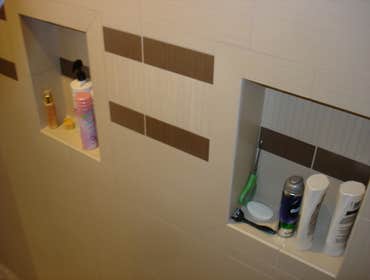 2 niches pictureframed w/ deco