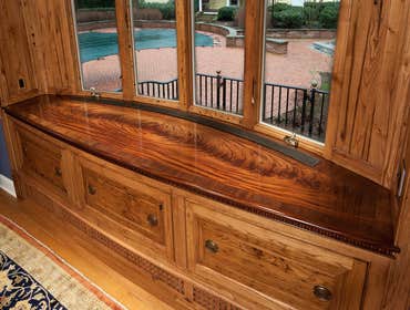 Built-In Serving Buffet