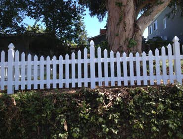 Photo(s) from M&R Fencing