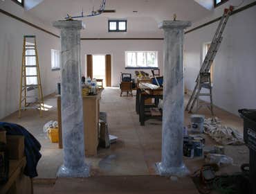 Marbleized Columns