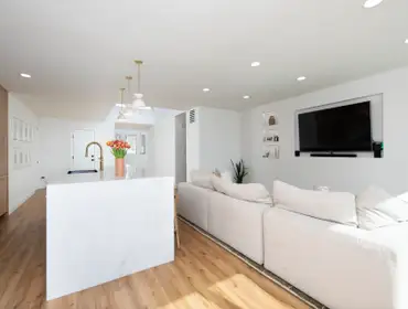 Bay Ho Project Full interior home remodel.
1,800 sqft 4 bed 2 bath. Remodeled everything in sight!