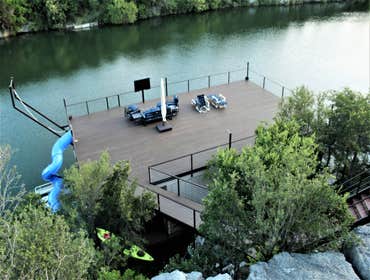 Los Escondidos