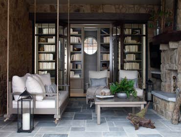 Smith Lake Residence