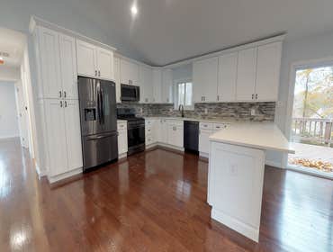 Kitchen How to Tell When a Design Trend is Timeless
Design trends come and go, but some styles withstand the test of time. Whether in architecture, in