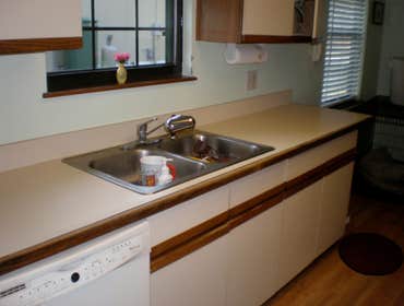 kitchen - before remodel