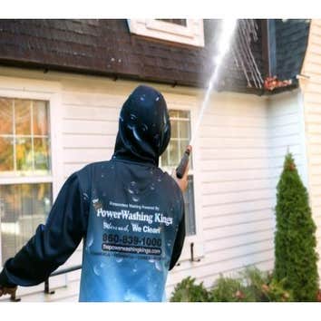 THE POWERWASHING KINGS L‎L‎C