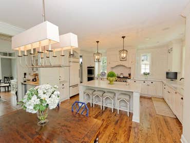 Saratoga Custom Colonial