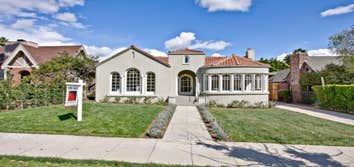 W.Los Angeles, CA 90068 - Remodeling Existing 1 story house. We Design & build complete remodeling of the existing house.