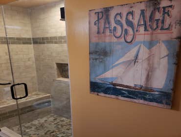 Winnetka, California Farmhouse bathroom