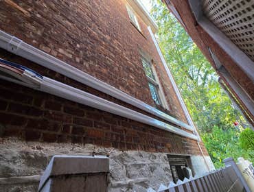 BRONX NEW YORK HIGH buildings with 3 floors new installation os Samsung R32 system | 2 Samsung condensers of 48,000 Btu heat pump systems and 10 wall m