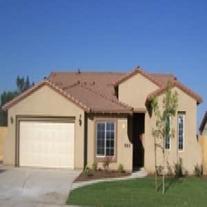 885 North Silver Maple St Porterville, CA 93257 4 Bed Baths:3 Bath House Size:2,192 Sq Ft Lot Size:0.18 Acres. Built in 2011.