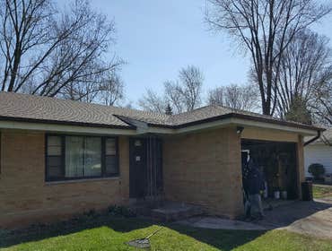 Photo(s) from Advanced Roofing And Exteriors, Llc