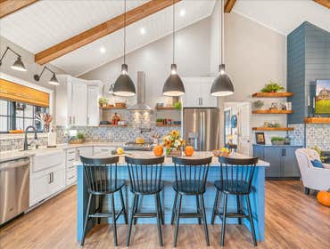 Photos by Lavish Builders LLC #1 Modern Farmhouse/Ranch
