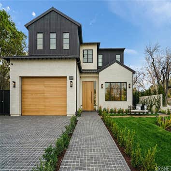 Art Builders Inc