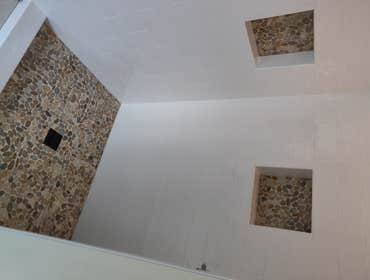 Custom shower with 2 niches, Minneapolis, MN