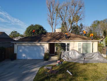 FULL SHINGLES REPLACEMENT RESEDA FULL ROOF REPLACEMENT
Before, during, & final project.