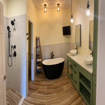 Bath Tub
